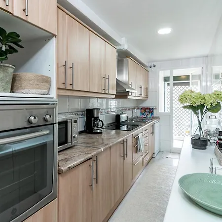 Apartment Sensational And Exotic 3-bedroom Retreat In Nueva Andalucia With A Palm Garden Marbella